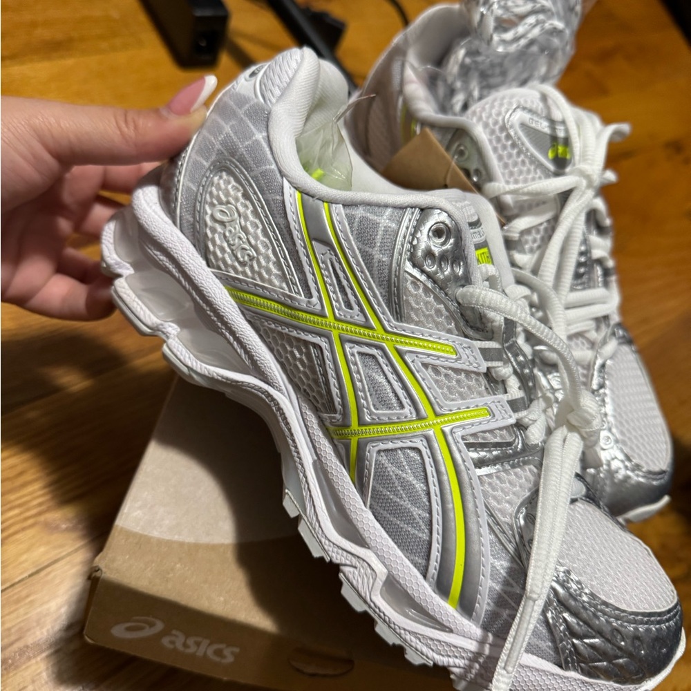 Asics x Kith Gel Nimbus 10.1 White and Silver Sneakers with Neon yellow RARE!
